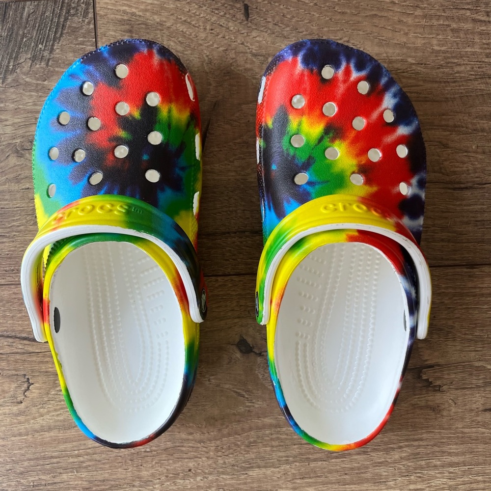 CROCS - Rainbow Color - Size 7